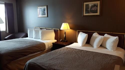 Canway Inn & Suites