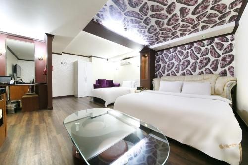 Goodstay Diamond Hotel Suwon