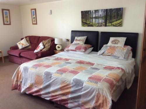 Oakenholt Farm Bed and Breakfast