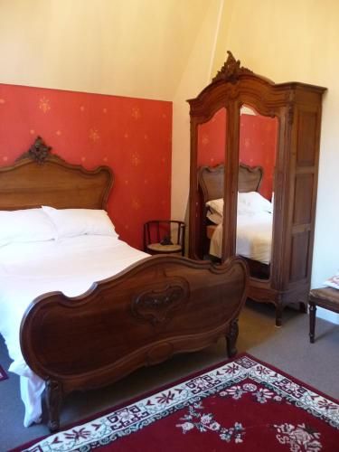 Chateau Lezat - Chambres d'Hotes et Table d'Hotes