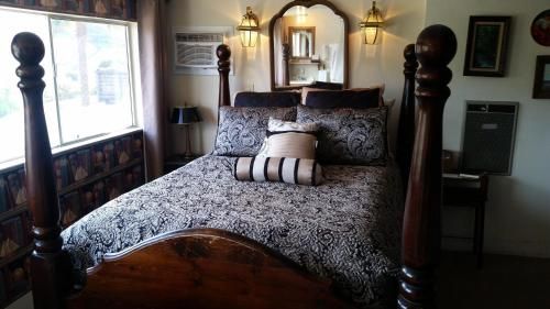 Plantation Bed & Breakfast-The Parks Inn