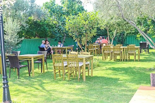 Outdoor Pictures 20