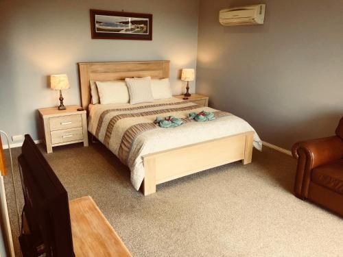 Southern Anchorage Retreat