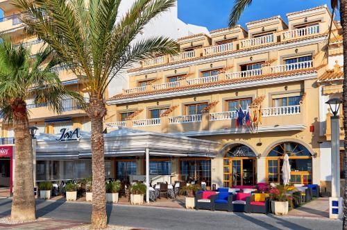 JovA Hotel