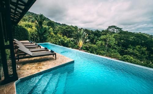 Tiki Villas Rainforest Lodge - Adults Only