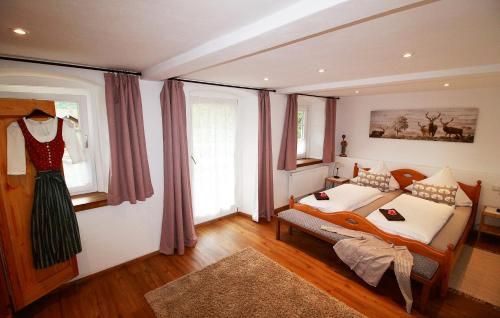St Lukas Apartments
