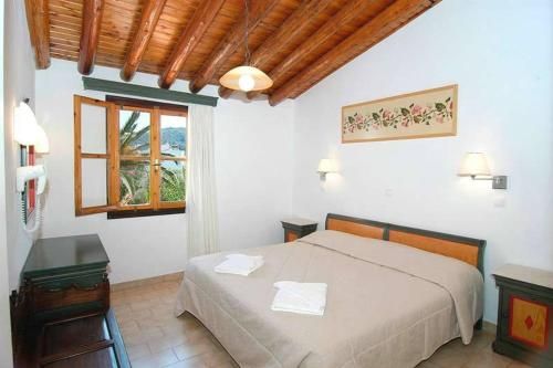 Olympia Village Hotel
