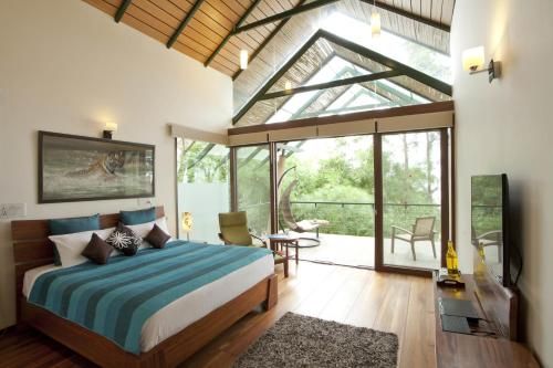 Waterwoods Lodge Kabini