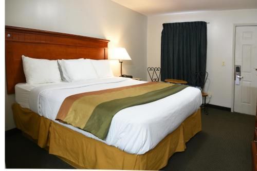 Lynchburg Country Inn