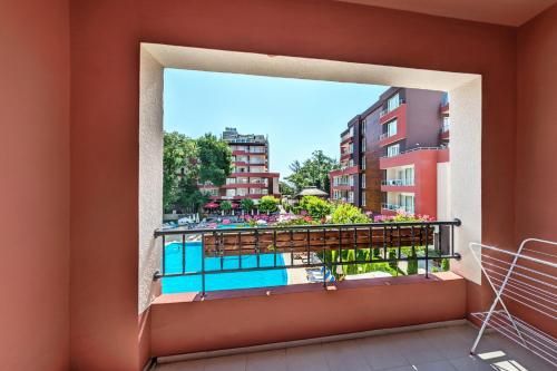 Outdoor Pictures 24