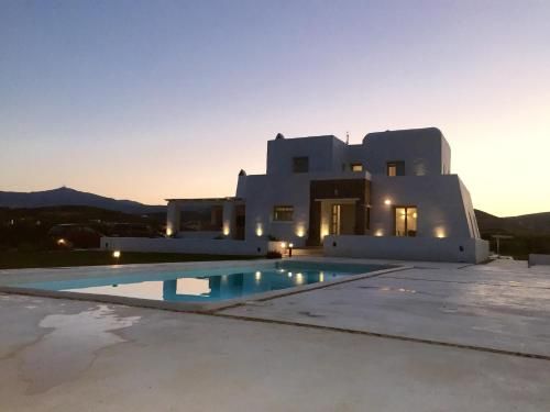 Arya Villa