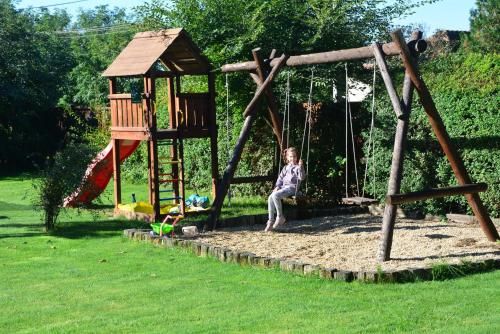 Outdoor Pictures 19