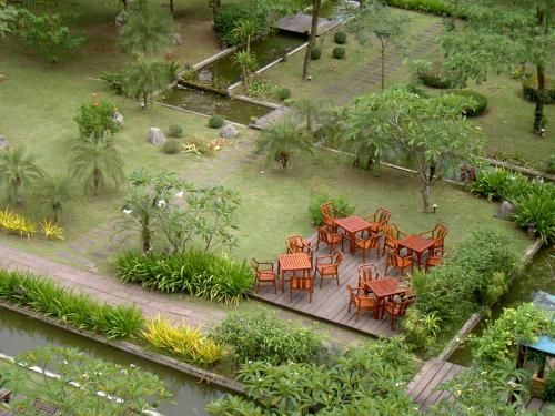 Outdoor Pictures 19