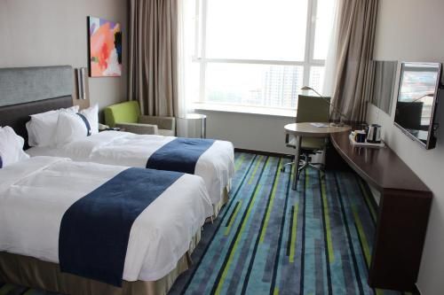 Holiday Inn Express Weihai Hi-Tech Zone, an IHG Hotel