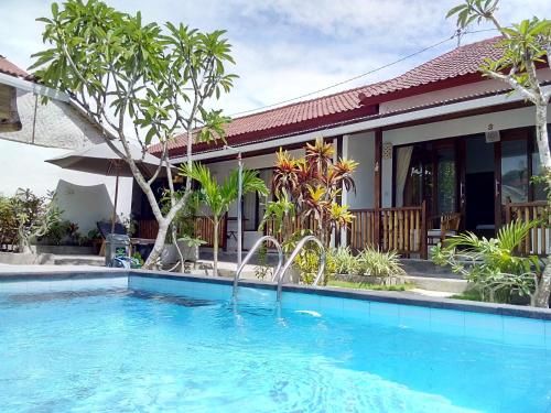 Pantai Bungalow Lembongan Island