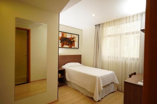 Vida Plaza Hotel