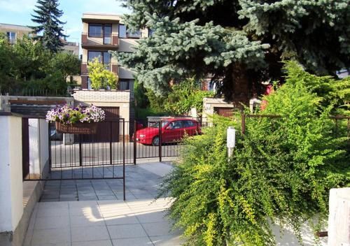 Outdoor Pictures 24