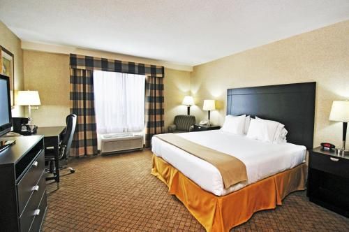 Holiday Inn Express & Suites Halifax Airport, an IHG Hotel