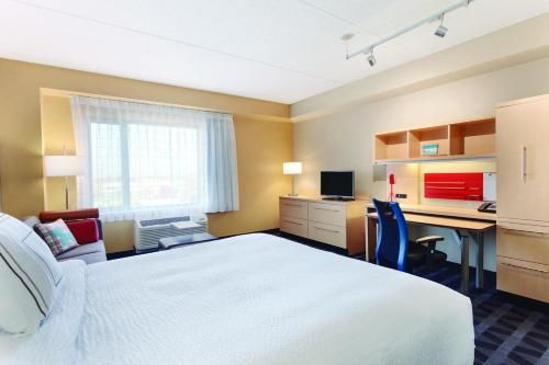 TownePlace Suites by Marriott Harrisburg West/Mechanicsburg