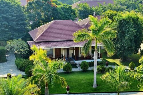 Outdoor Pictures 24