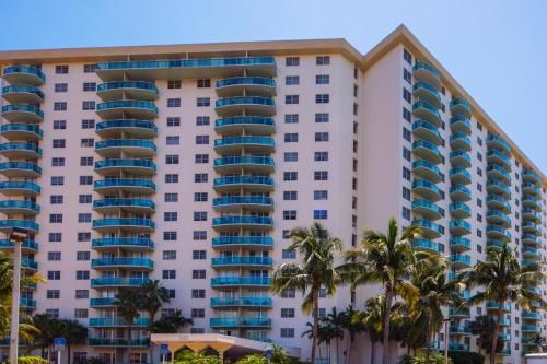 Sunny Isles Ocean Reserve Condo Apartments