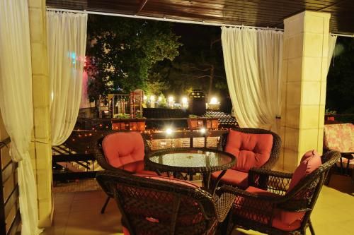 Outdoor Pictures 9