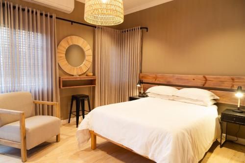 Loerie Guest Lodge