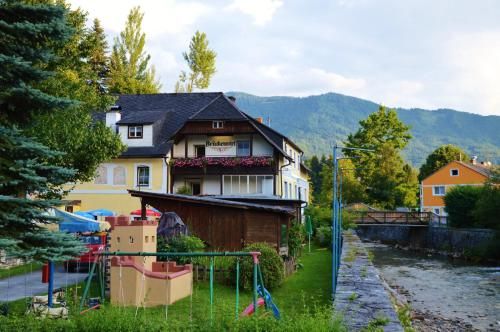 Outdoor Pictures 22