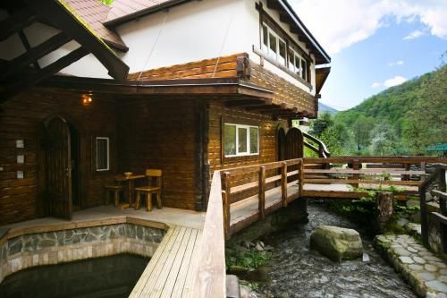 Outdoor Pictures 24