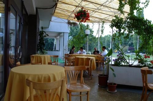 Outdoor Pictures 10