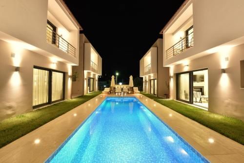 Alexander Suites