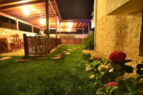 Outdoor Pictures 18