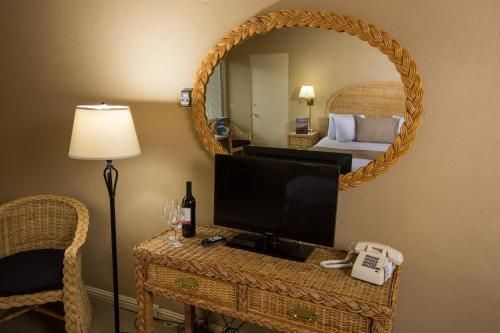 Contenta Inn