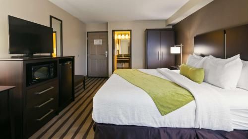 Best Western Harvest Inn & Suites
