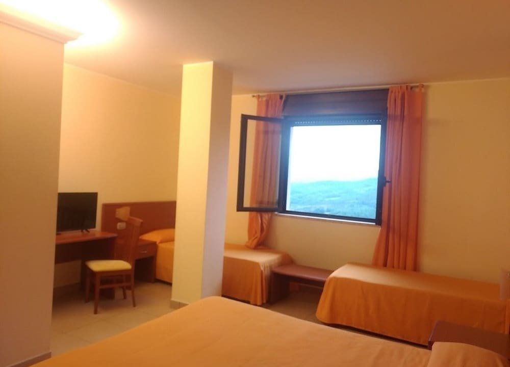 Hotel Sette E Mezzo