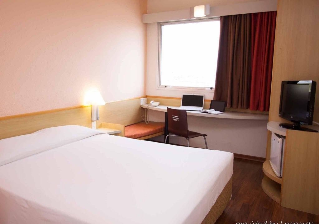 ibis Betim