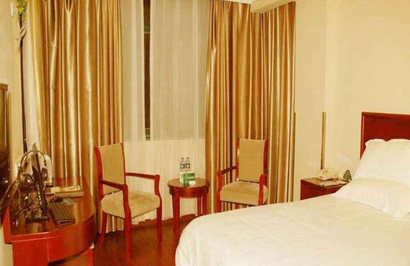GreenTree Inn Anhui Luan Shouxian Dinghu Avenue Express Hotel