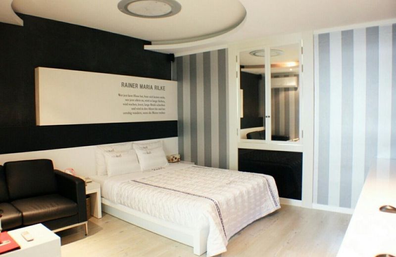 I HOTEL&MOTEL