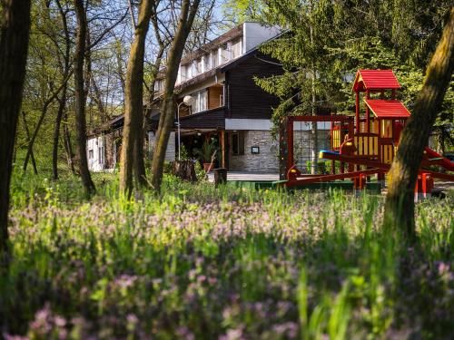 Outdoor Pictures 23