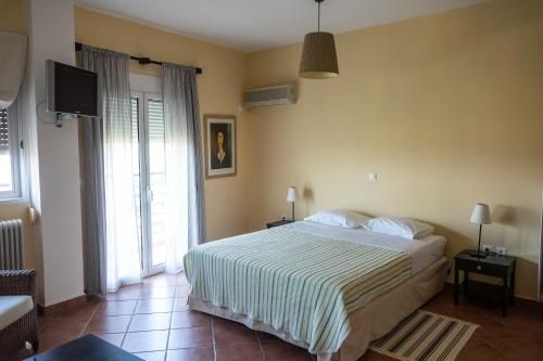 Rex Hotel
