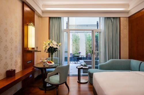 Good View Hotel Tangxia - 15 mins drive from Dongguan South Railway Station