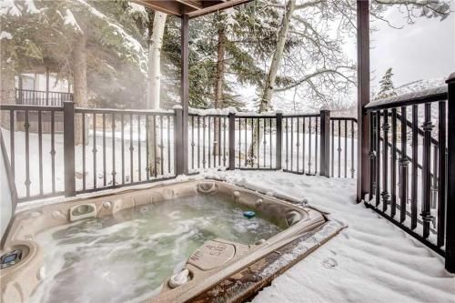 Outdoor Pictures 23