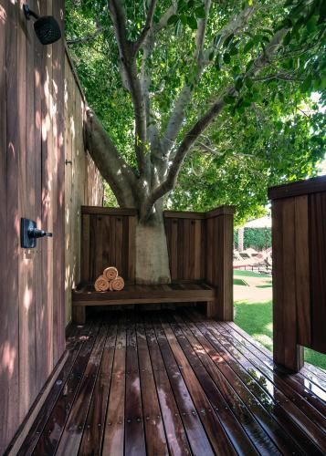 Outdoor Pictures 24