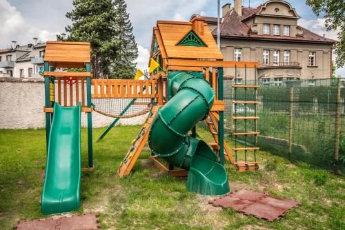 Outdoor Pictures 21