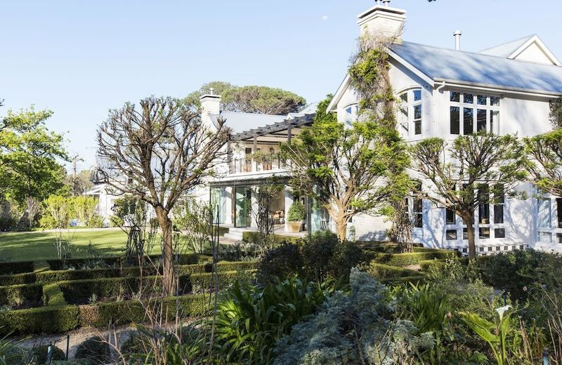 Arambrook Boutique Hotel
