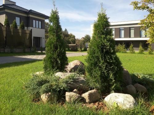 Outdoor Pictures 24