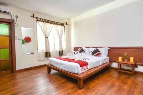 Hotel Queen Jamadevi