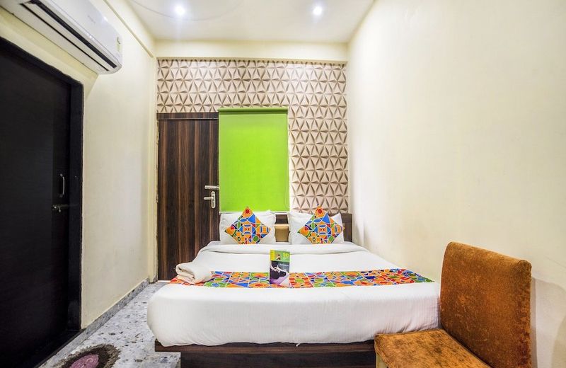 FabHotel Aakarshan Paradise