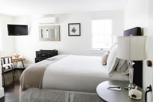 The Platinum Pebble Boutique Inn - Adults Only Property
