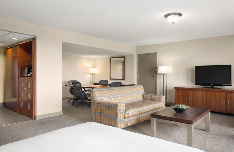 DoubleTree by Hilton DFW Airport North
